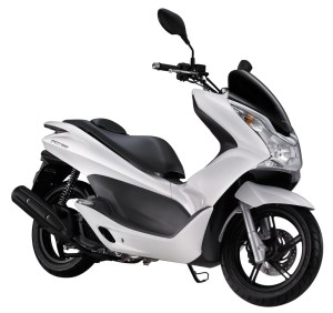 15062012.PCX-150---Glamour-White