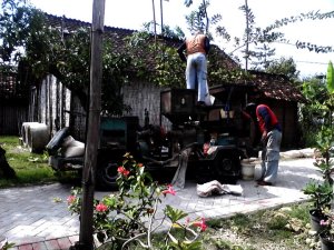 230793_219523368059257_5404948_n