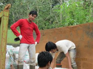 530912_482123951799196_846381161_n