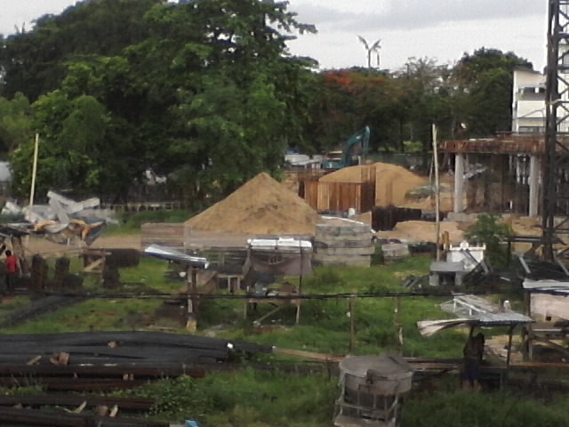 Suasana Proyek Hotel