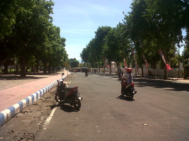 Banyuwangi-20131227-00475