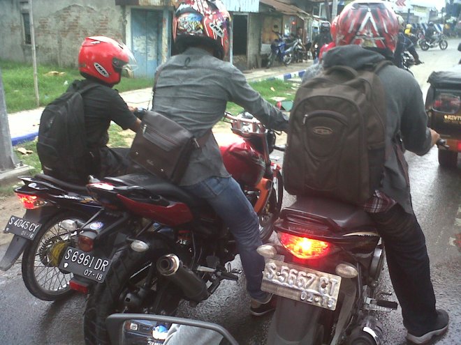 Bojonegoro-20131204-00204