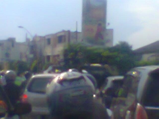 598469_517608798250711_851815154_n