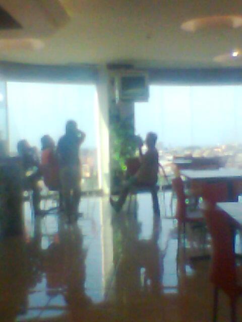 598850_510560235622234_1930572001_n