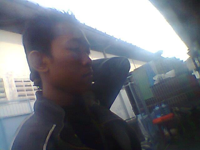 65178_530318333646424_1155681740_n