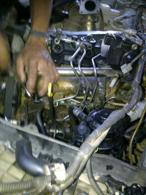 saat-service-hati-hati-IMG-20130528-00154.jpg