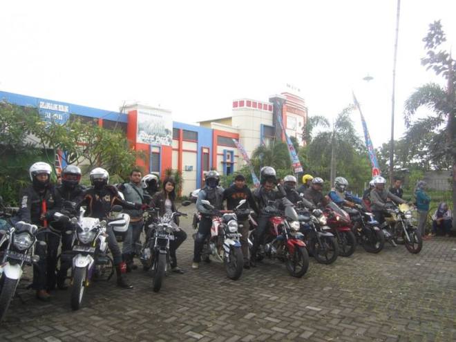 1174956_359336410863607_130521593_n