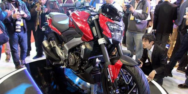 1339133Bajaj-CS400-1780x390