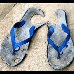 sandal jepit