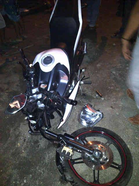 NVL sisi depan hancur, shock depan patah sampai terbalik