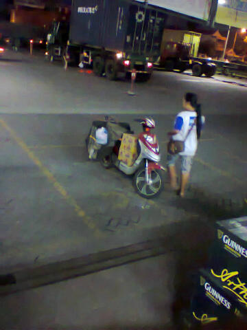 sepeda listrik si ibu toko kelontong