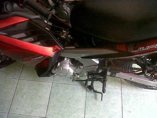 IMG-20140718-02224.jpg Underbone Footstep :v