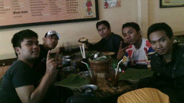 10891821_871253842894712_5278901750914893204_n