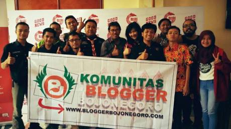 11330006_10202901517818715_5707976603296138315_n