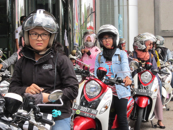 City Touring Bareng Yamaha All New Fino 125 Blue Core dan Beauty Class bareng Wardah – rame, menarik dan banyak ladies cantik… 