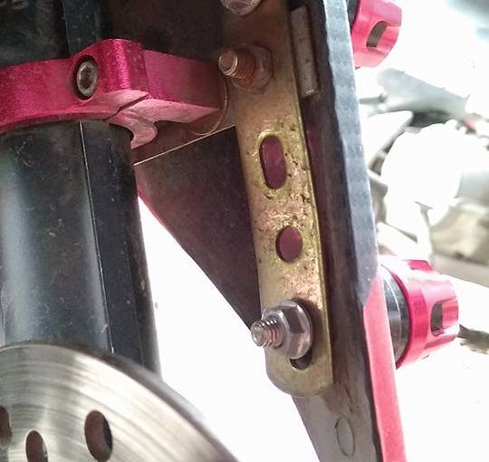 Memasang spakbor motor sport (khususnya Ninja) ke motor matic, Vario&nbsp;150