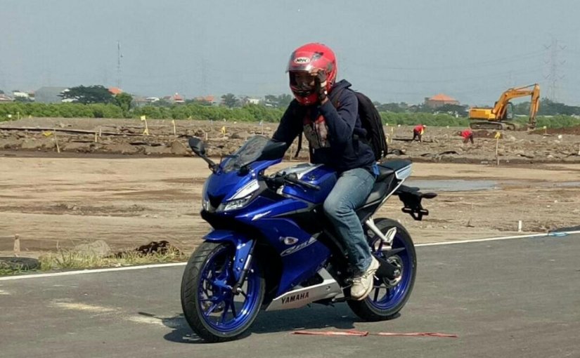 Test Ride & Presscon All New YZF R15 di Sirkuit Drag 201m, GOR Benowo, Surabaya&nbsp;(13/5)